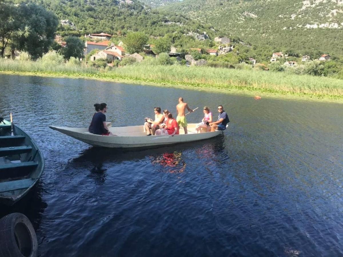 Apartmani Karucki Krs Podgorica Eksteriør billede